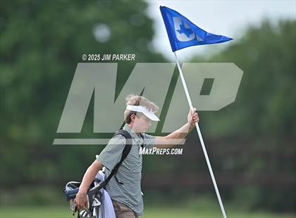 Thumbnail 2 in UIL 6A Boys Golf Finals (Round 1) photogallery.