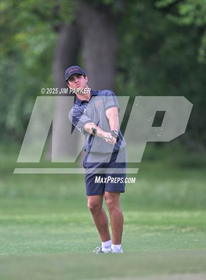 Thumbnail 1 in UIL 6A Boys Golf Finals (Round 1) photogallery.