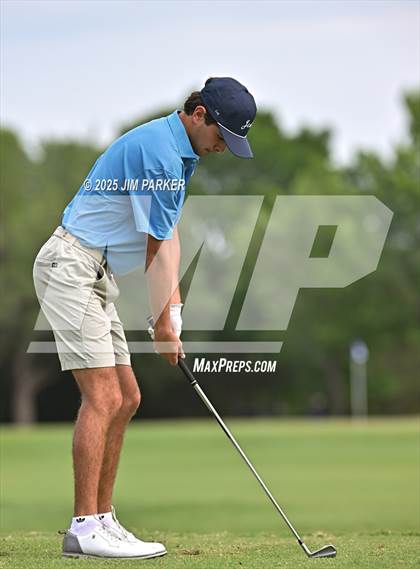 Thumbnail 1 in UIL 6A Boys Golf Finals (Round 1) photogallery.