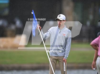 Thumbnail 3 in UIL 6A Boys Golf Finals (Round 1) photogallery.