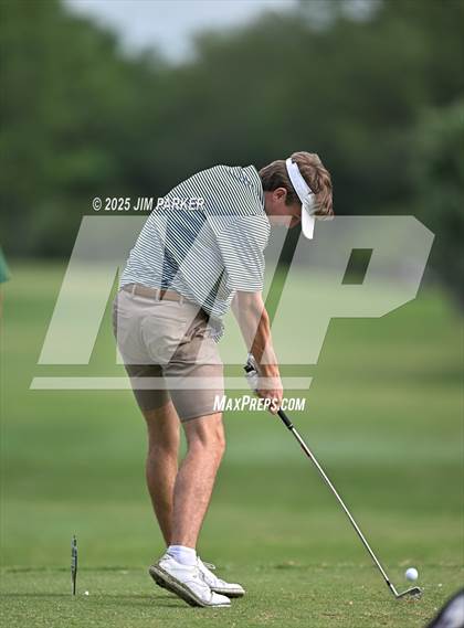 Thumbnail 1 in UIL 6A Boys Golf Finals (Round 1) photogallery.