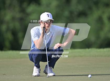 Thumbnail 2 in UIL 6A Boys Golf Finals (Round 1) photogallery.