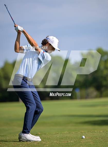 Thumbnail 1 in UIL 6A Boys Golf Finals (Round 1) photogallery.