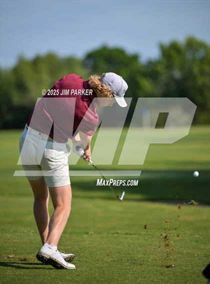 Thumbnail 3 in UIL 6A Boys Golf Finals (Round 1) photogallery.