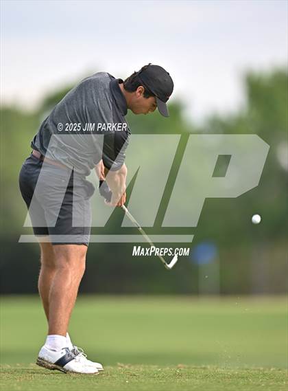 Thumbnail 1 in UIL 6A Boys Golf Finals (Round 1) photogallery.