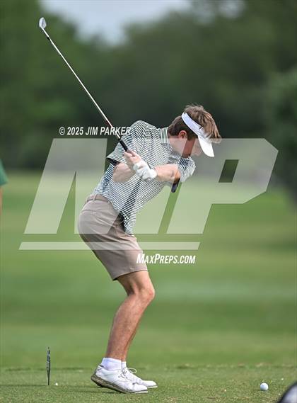 Thumbnail 3 in UIL 6A Boys Golf Finals (Round 1) photogallery.