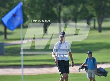 Thumbnail 1 in UIL 6A Boys Golf Finals (Round 1) photogallery.