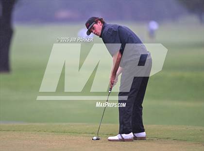 Thumbnail 1 in UIL 6A Boys Golf Finals (Round 1) photogallery.