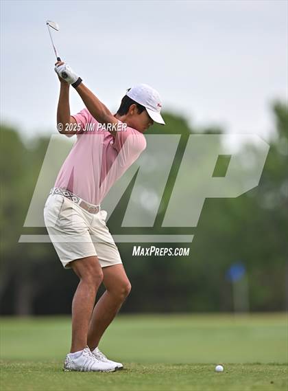 Thumbnail 1 in UIL 6A Boys Golf Finals (Round 1) photogallery.