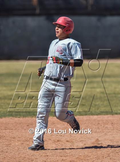 Thumbnail 2 in Cobre vs. Espanola Valley (Jim Pierce Memorial Invitational) photogallery.