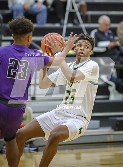 Thumbnail 1 in Manzano vs. Mayfield (Albuquerque Academy Joe Armijo Basketball Classic) photogallery.