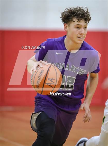 Thumbnail 3 in Manzano vs. Mayfield (Albuquerque Academy Joe Armijo Basketball Classic) photogallery.
