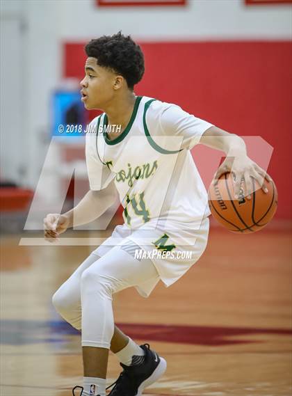 Thumbnail 1 in Manzano vs. Mayfield (Albuquerque Academy Joe Armijo Basketball Classic) photogallery.