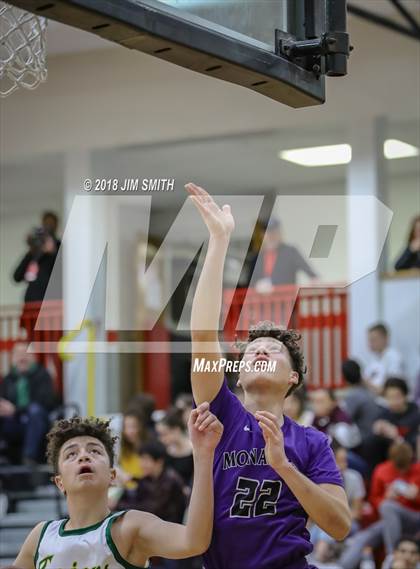 Thumbnail 2 in Manzano vs. Mayfield (Albuquerque Academy Joe Armijo Basketball Classic) photogallery.