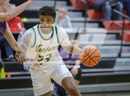Thumbnail 2 in Manzano vs. Mayfield (Albuquerque Academy Joe Armijo Basketball Classic) photogallery.