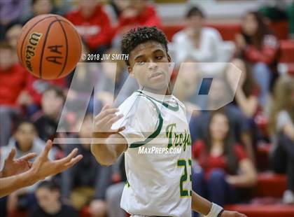 Thumbnail 1 in Manzano vs. Mayfield (Albuquerque Academy Joe Armijo Basketball Classic) photogallery.