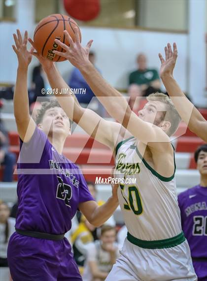 Thumbnail 1 in Manzano vs. Mayfield (Albuquerque Academy Joe Armijo Basketball Classic) photogallery.