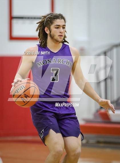 Thumbnail 3 in Manzano vs. Mayfield (Albuquerque Academy Joe Armijo Basketball Classic) photogallery.
