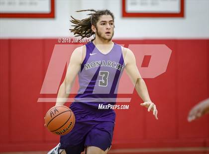 Thumbnail 3 in Manzano vs. Mayfield (Albuquerque Academy Joe Armijo Basketball Classic) photogallery.