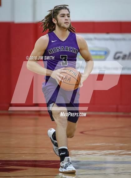 Thumbnail 1 in Manzano vs. Mayfield (Albuquerque Academy Joe Armijo Basketball Classic) photogallery.