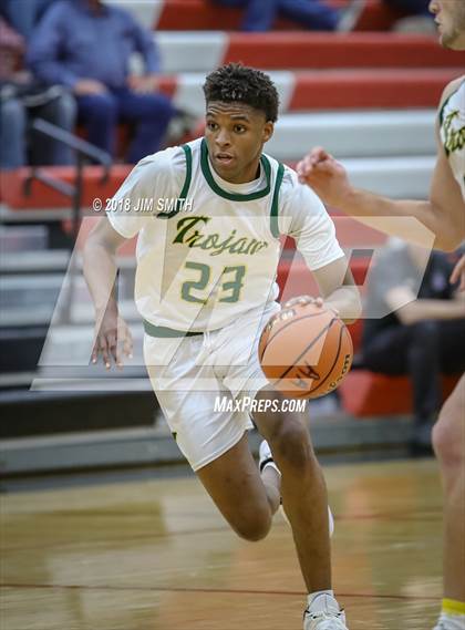Thumbnail 2 in Manzano vs. Mayfield (Albuquerque Academy Joe Armijo Basketball Classic) photogallery.