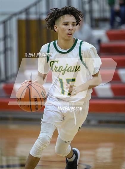 Thumbnail 3 in Manzano vs. Mayfield (Albuquerque Academy Joe Armijo Basketball Classic) photogallery.