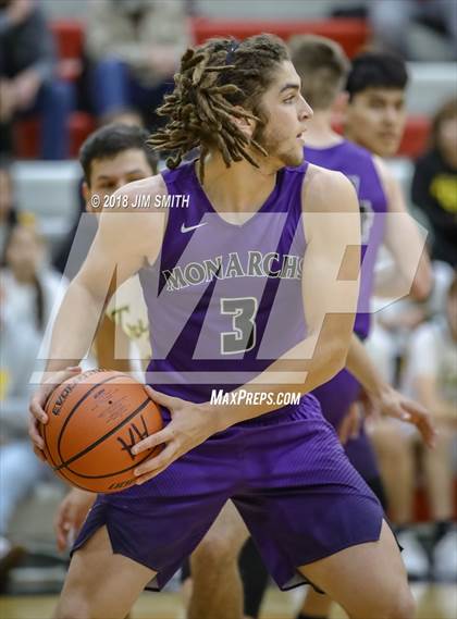 Thumbnail 3 in Manzano vs. Mayfield (Albuquerque Academy Joe Armijo Basketball Classic) photogallery.