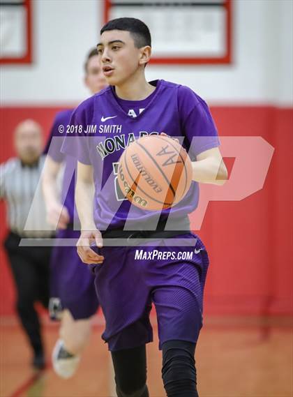 Thumbnail 2 in Manzano vs. Mayfield (Albuquerque Academy Joe Armijo Basketball Classic) photogallery.