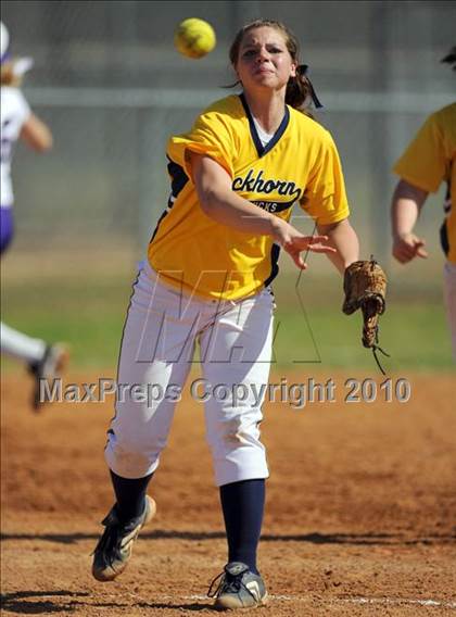 Thumbnail 2 in Springville vs. Buckhorn (Bob Jones Invitational) photogallery.
