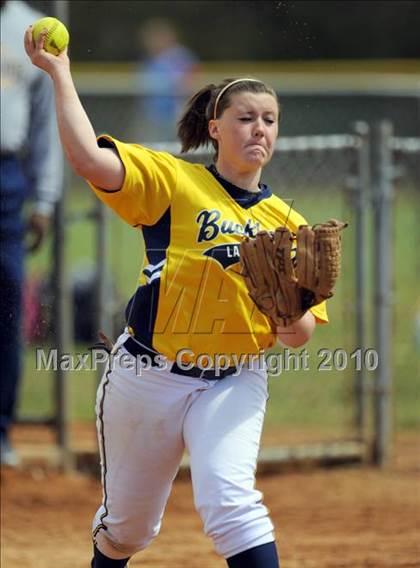 Thumbnail 1 in Springville vs. Buckhorn (Bob Jones Invitational) photogallery.