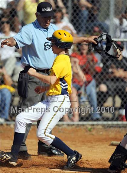 Thumbnail 3 in Springville vs. Buckhorn (Bob Jones Invitational) photogallery.