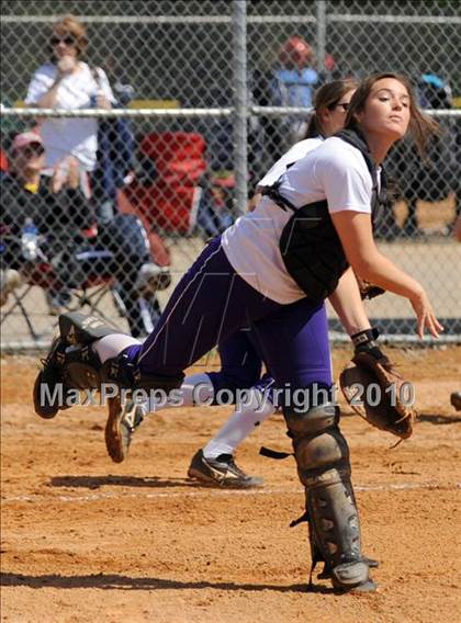 Thumbnail 3 in Springville vs. Buckhorn (Bob Jones Invitational) photogallery.