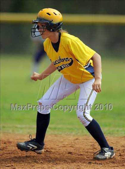 Thumbnail 3 in Springville vs. Buckhorn (Bob Jones Invitational) photogallery.