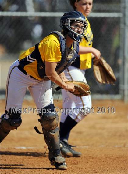 Thumbnail 2 in Springville vs. Buckhorn (Bob Jones Invitational) photogallery.