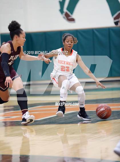 Thumbnail 3 in Rockwall vs. Plano (UIL 6A Area Playoff) photogallery.