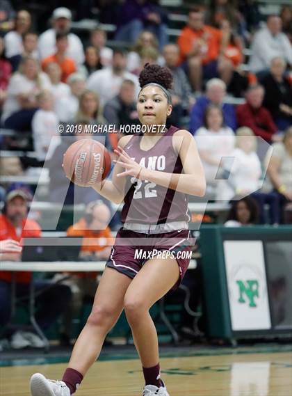 Thumbnail 2 in Rockwall vs. Plano (UIL 6A Area Playoff) photogallery.