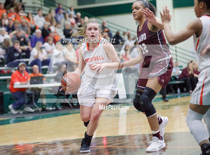 Thumbnail 2 in Rockwall vs. Plano (UIL 6A Area Playoff) photogallery.
