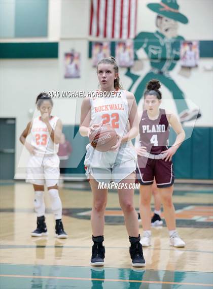 Thumbnail 3 in Rockwall vs. Plano (UIL 6A Area Playoff) photogallery.