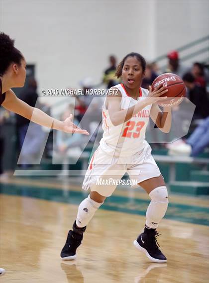 Thumbnail 2 in Rockwall vs. Plano (UIL 6A Area Playoff) photogallery.