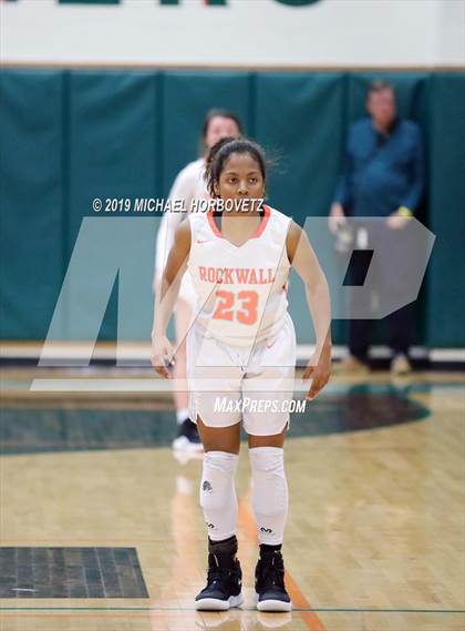 Thumbnail 2 in Rockwall vs. Plano (UIL 6A Area Playoff) photogallery.