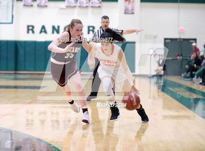 Thumbnail 2 in Rockwall vs. Plano (UIL 6A Area Playoff) photogallery.