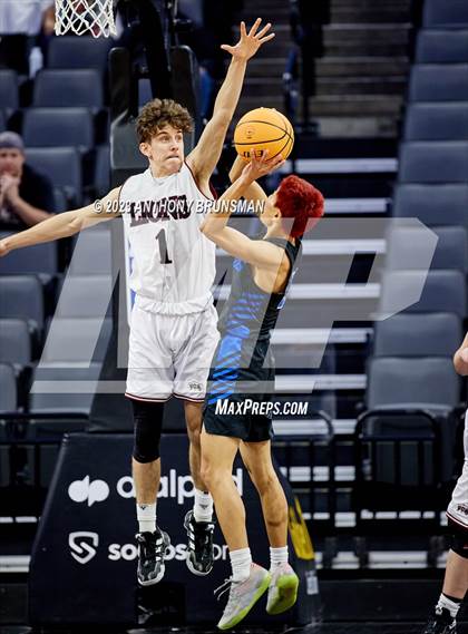 Thumbnail 3 in Valley Christian vs. Sacramento Waldorf (CIF SJS D6 Final) photogallery.