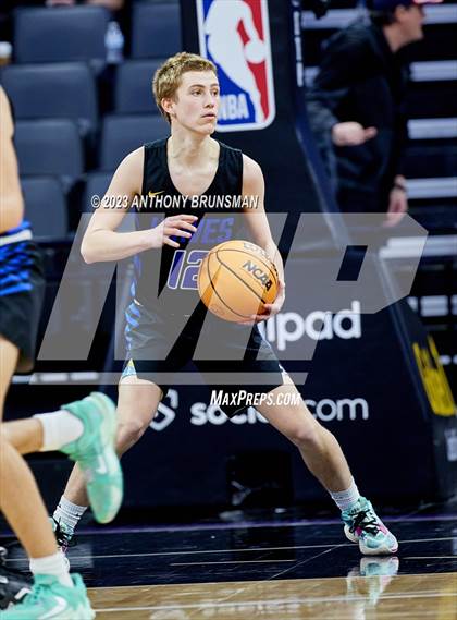 Thumbnail 3 in Valley Christian vs. Sacramento Waldorf (CIF SJS D6 Final) photogallery.