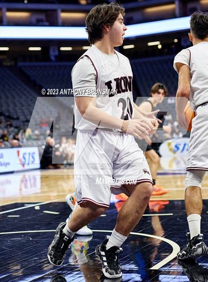 Thumbnail 3 in Valley Christian vs. Sacramento Waldorf (CIF SJS D6 Final) photogallery.