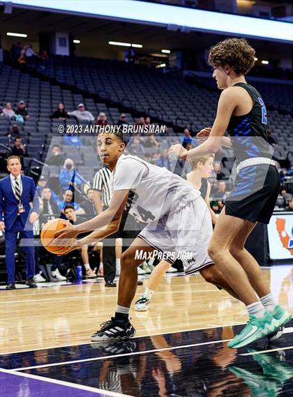 Thumbnail 3 in Valley Christian vs. Sacramento Waldorf (CIF SJS D6 Final) photogallery.