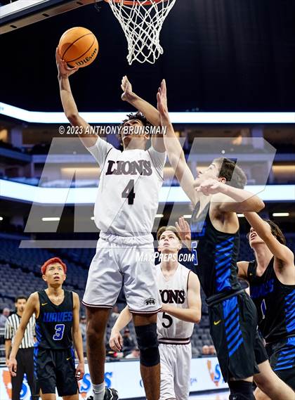 Thumbnail 2 in Valley Christian vs. Sacramento Waldorf (CIF SJS D6 Final) photogallery.
