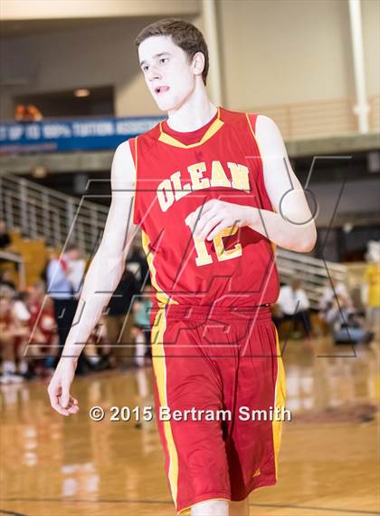 Thumbnail 3 in Williamsville South vs. Olean (Section 6 Class A Final) photogallery.