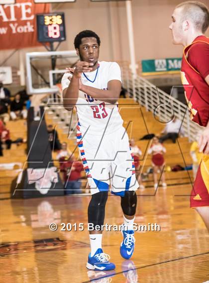 Thumbnail 3 in Williamsville South vs. Olean (Section 6 Class A Final) photogallery.
