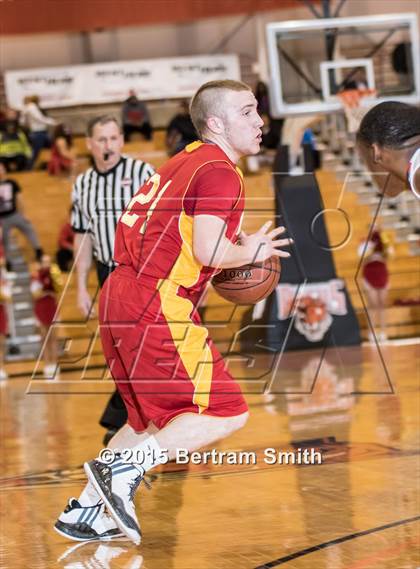 Thumbnail 3 in Williamsville South vs. Olean (Section 6 Class A Final) photogallery.