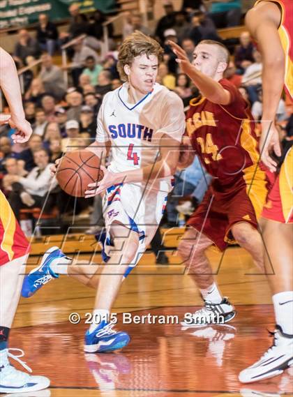 Thumbnail 1 in Williamsville South vs. Olean (Section 6 Class A Final) photogallery.